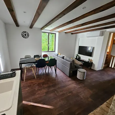 Дом отдыха Charmante Maisonette Du Lot Renovee Avec Balneo *