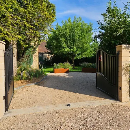 Charmante Maisonette Du Lot Renovee Avec Balneo Latouille-Lentillac