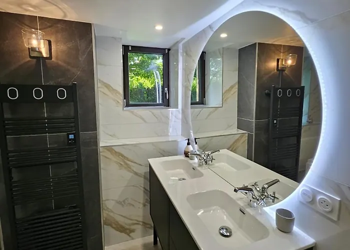 Charmante Maisonette Du Lot Renovee Avec Balneo Dom wakacyjny