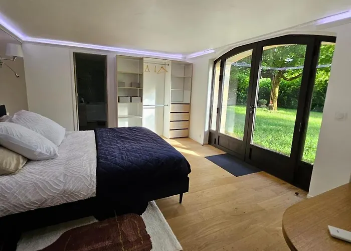 Charmante Maisonette Du Lot Renovee Avec Balneo Dom wakacyjny *