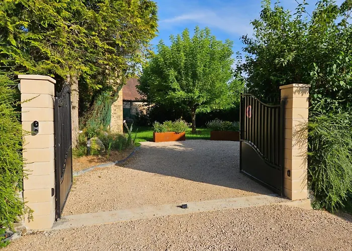 Charmante Maisonette Du Lot Renovee Avec Balneo Latouille-Lentillac