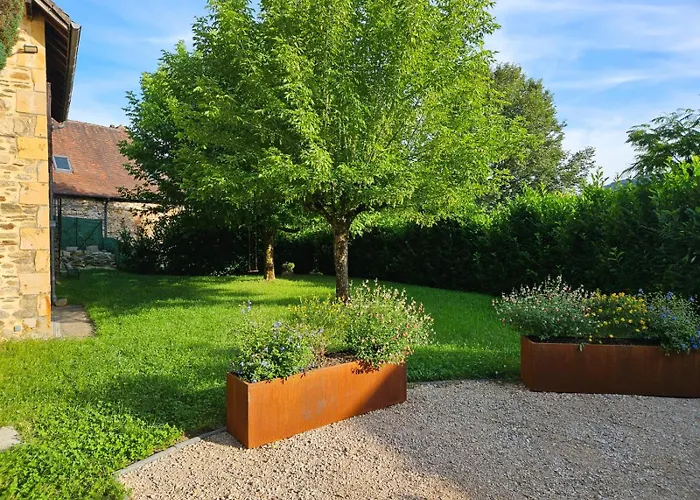 Charmante Maisonette Du Lot Renovee Avec Balneo Dom wakacyjny