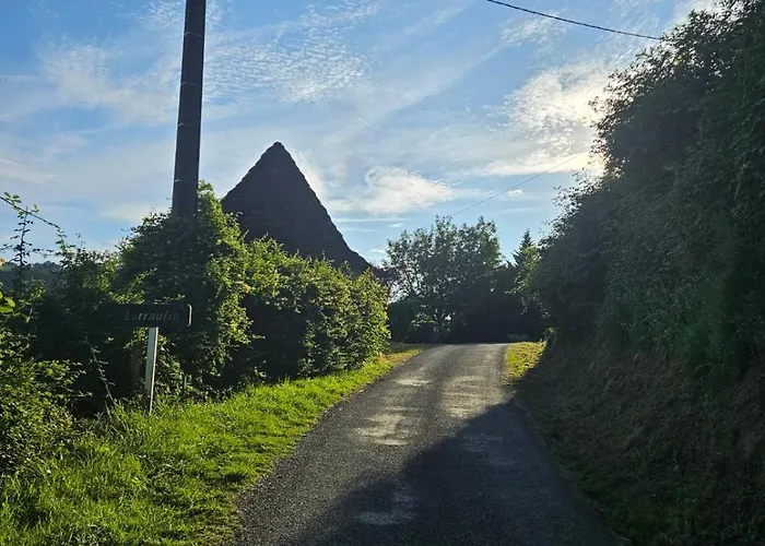 Dom wakacyjny Charmante Maisonette Du Lot Renovee Avec Balneo Latouille-Lentillac